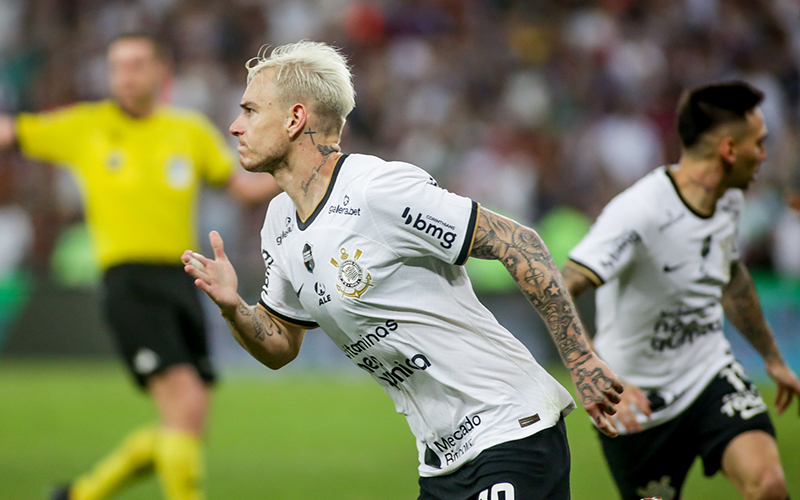 corinthians-vs-bragantino-0730-ngay-30-8-2022-1