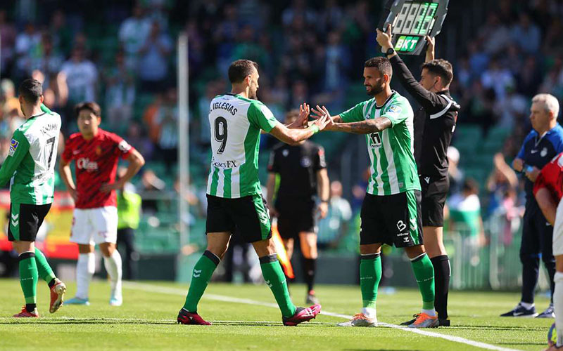 Soi kèo Betis vs Sociedad