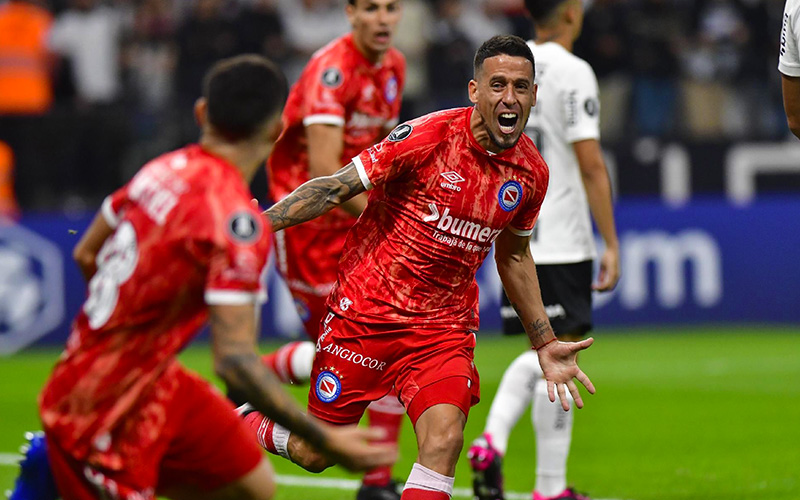 Soi kèo Velez vs Argentinos Juniors